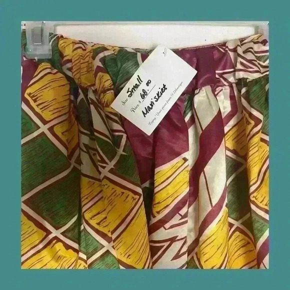 Ankle Length Pleated Skirt - Picture 2 of 4